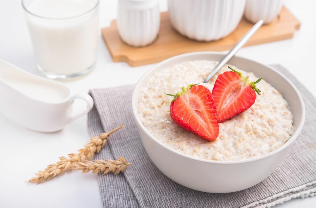 Oatmeal - Foods That Burn Belly Fat Fast Over 50