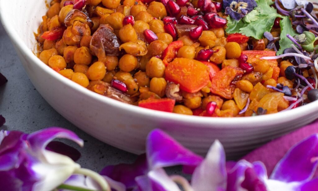 How to Prepare and Cook Moroccan Chickpea Stew