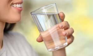 Top Tips for Water Intake to Stay Hydrated In Your 50s
