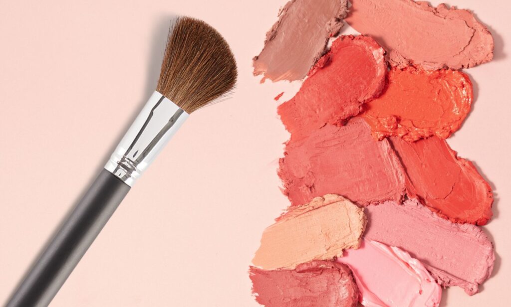 How to Choose the Perfect Blush Color for Your Skin Tone After 50s
