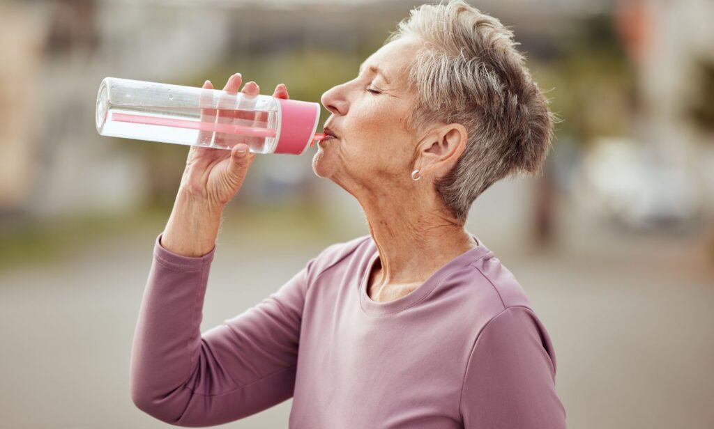 tips to stay hydrated during summer