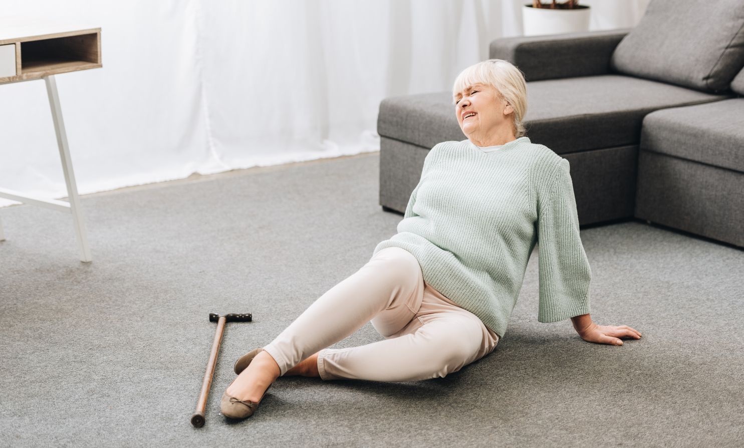 10 Reasons Why Women Over 50 Are Prone to Falls - Fabulous50s