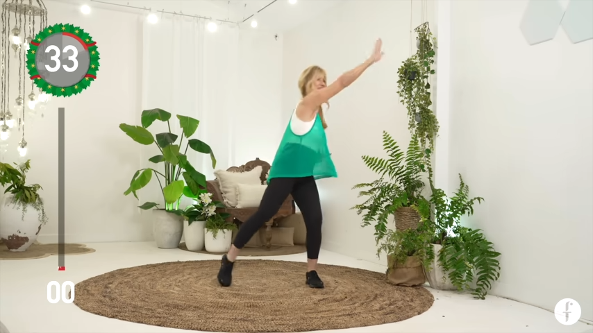 15 Minute Christmas Walking Workout 2024 (No Equipment)